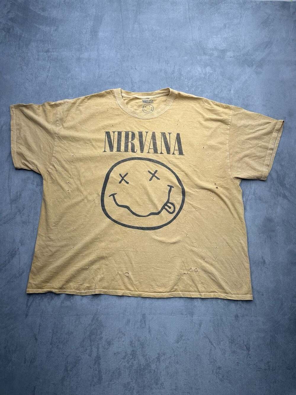 Nirvana T-Shirt Size O/S Yellow Smiley Face Grunge Band